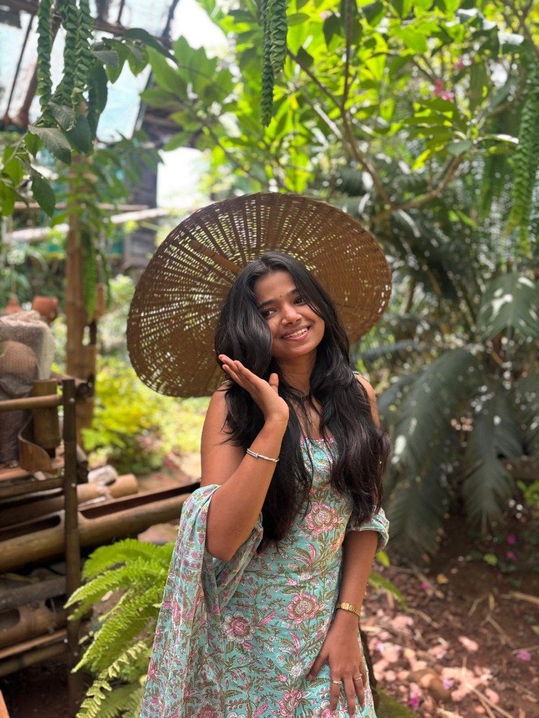 Customer Wearing Shrisaaz